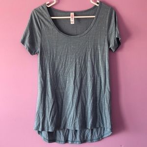 Lularoe classic tee